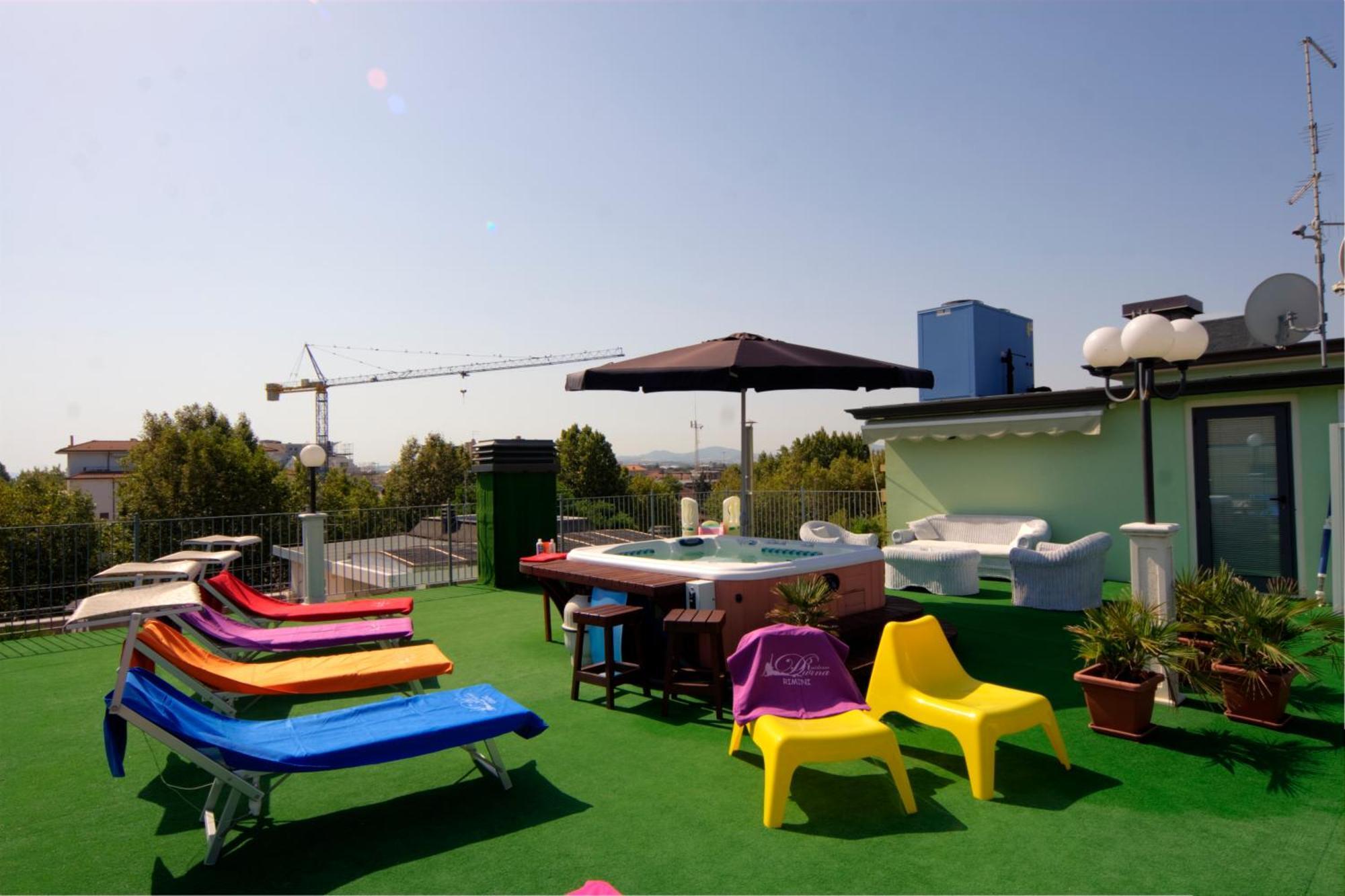 Residence Divina Римини Экстерьер фото